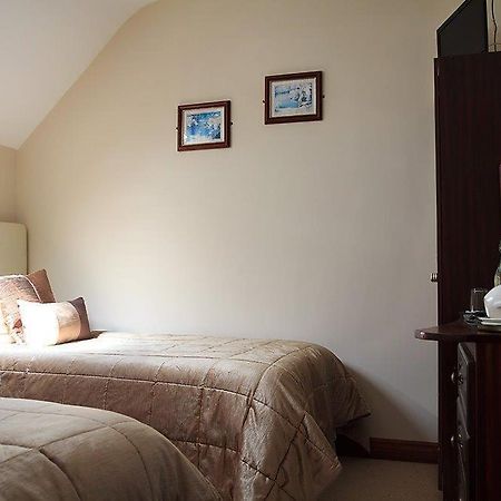 Woodview Lodge B&B Breaffy Екстериор снимка