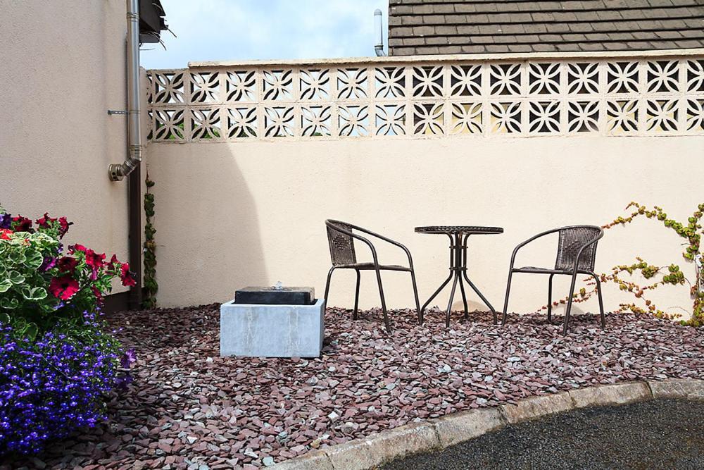 Woodview Lodge B&B Breaffy Екстериор снимка